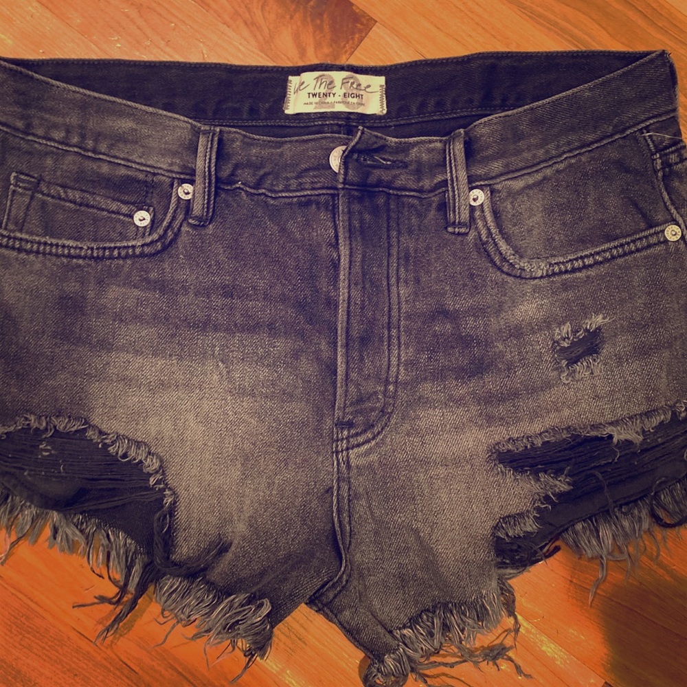 FREE People Gray frayed SHORTS size 28 button up
